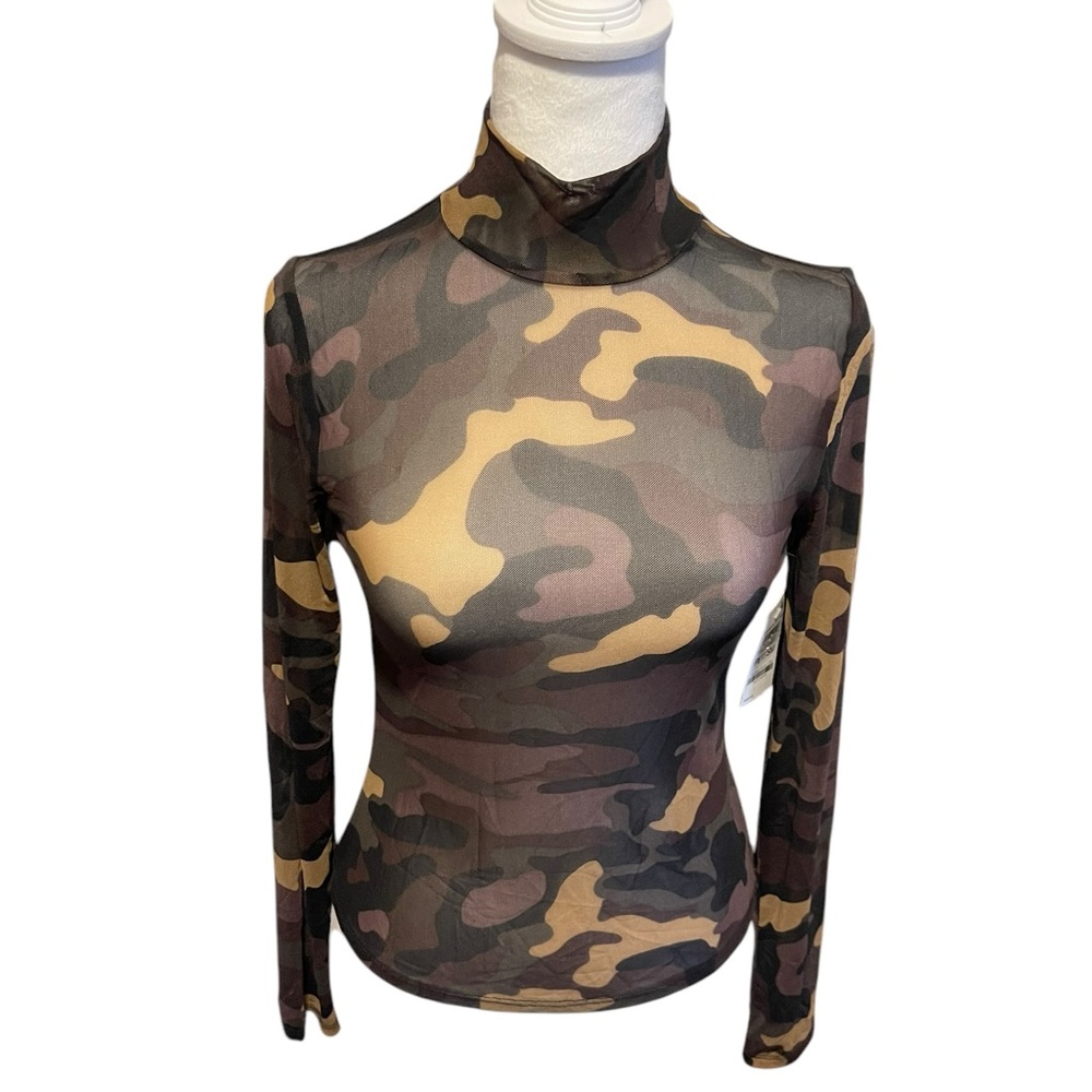 Mesh Camo Print Long Sleeve Mock Neck Top Sz Small NWT!